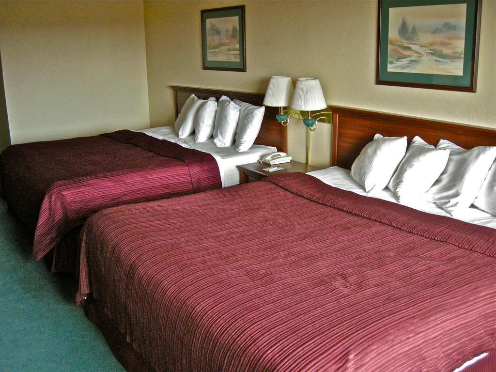 Quality Inn Bend Bagian luar foto